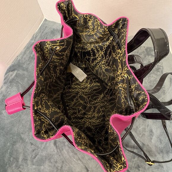 Y2kJuicy Couture Hot Pink Drawstring Bucket Backpack Gold Hardware Black Straps - Picture 5 of 12